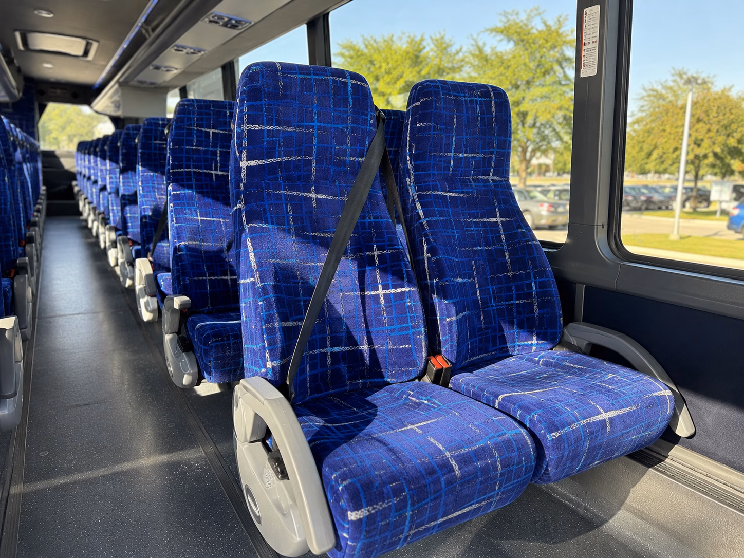 knoxville airport shuttles for military and government travel