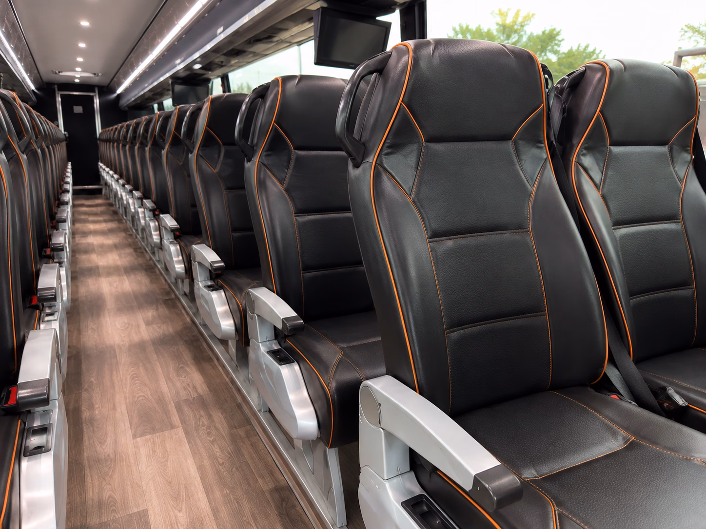 shuttle services for airline crews and airport staff in knoxville
